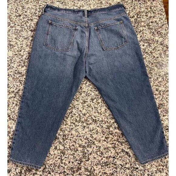 Old Navy Women’s Jeans 16 Petite Blue Denim Distressed Straight Leg High Rise - Picture 8 of 11